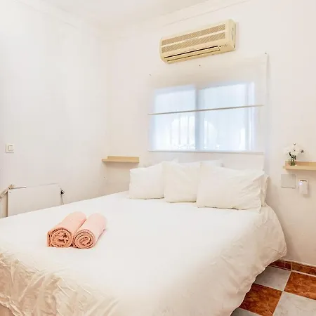 Lovely In Chiclana De La Fronter *